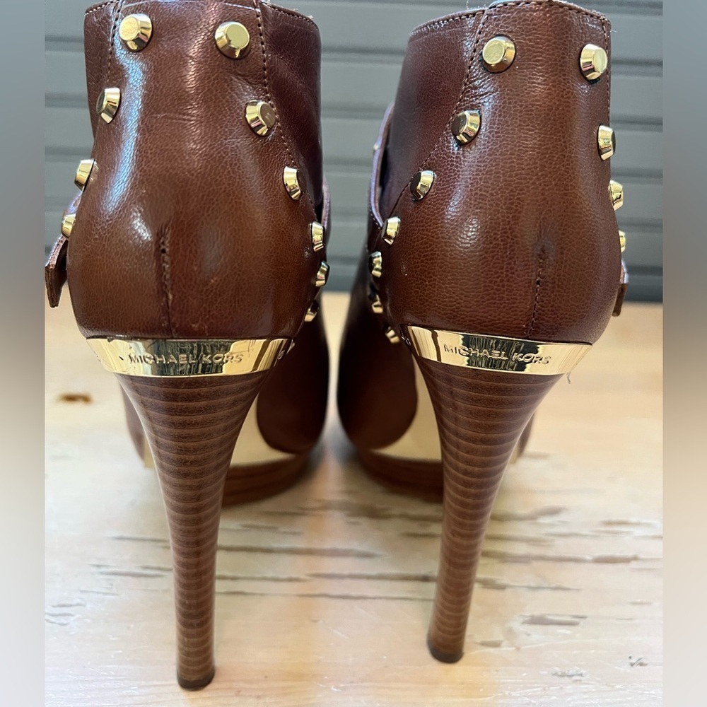 Michael Kors Women Ailee Brown Ankle Boots Size 7 M Open Toe Peep Gold Studded - Picture 3 of 13